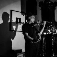 Koncert na Kafaře měl přesně takovou atmosféru, jakou Tom čekal