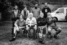 Tom má z celé rodiny nejkratší fousy, na tom je třeba zamakat