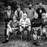 Tom má z celé rodiny nejkratší fousy, na tom je třeba zamakat