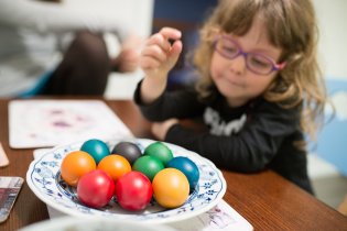Tak které vajíčko se nám nejvíc povedlo, babičko?