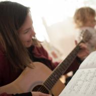 Rytmus jde Lence o poznání lépe než Tomovi