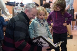 Kniha plná vzpomínek udělala radost