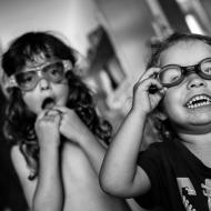 Chystáme vybavení na Verunčinu první návštěvu bazénu