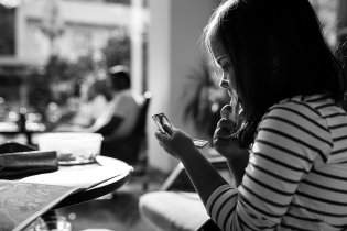 Nezbytná úprava make-upu