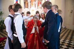 Modlitba za kněze, od prvokomunikantů je prý výjimečně účinná