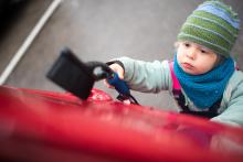 Ať už sníh je nebo není, auto čistíme vždy rádi