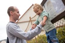 Dalibore, teď mě pořádně drž a já skočím