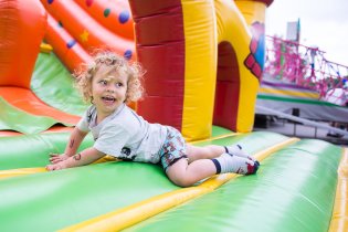 Štěstí na skluzavce