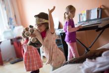 Nechte holky chvilku o samotě - a hned se roztančí