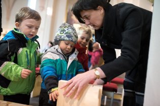 Stavíme již třetí patro jesliček, Daniel má obavy o statiku