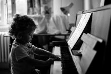 Prostě si k tomu sedl a začal hrát...