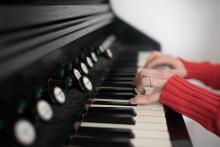 Harmonium harmonium, jak se na něj hraje