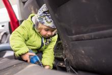 Snažíme se alespoň trochu zmírnit následky zavážení Verunky do lesní školky :-)