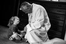 A Marceli, proč máš na sobě takovou noční košilku?