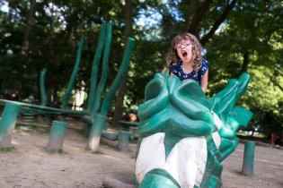 Nové pohádkové hřiště v Medlánkách je pohádkové tak moc, že se tam daří i drakům