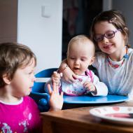 Viki má novou židličku a už je to velkej kluk