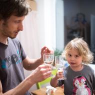 Přípitek nealko šumivým nápojem jsme si všichni vychutnali