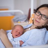 Přes den spinkal i v porodnici dobrovolně a rád (narozdíl od nocí)