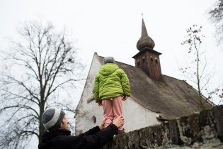 Já se chci podívat za tu zeď!