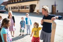 I na pruhu látky lze ilustrovat Ježíšovo pojetí odpuštění