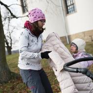 Byl jsem nahý, a oblékli jste mě