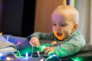 Vikísku, vyndej to z pusinky prosím. Vikísku, vyndej to z pusinky prosím. Vikísku, vyndej to z pusinky prosím.