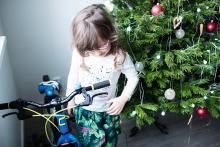 Tento dárek Verunka nemohla najít, v podstatě by se dalo říct, že byl téměr neviditelný