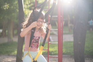 Večerní pohoda na hřišti