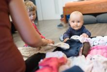 S tím růžovým oblečením to nemyslíš vážně, že ne, mami?