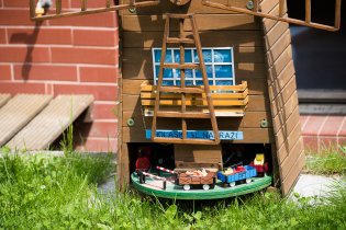 Příště do Holásek jedině vlakem