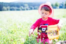 O květiny se na naší louce starají výhradně příslušníci integrovaného záchranného systému