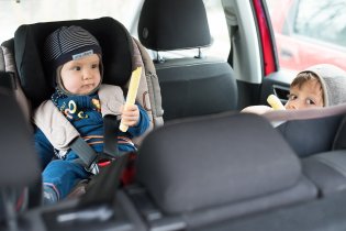 Tahle křupka že mi má vystačit na celou cestu?