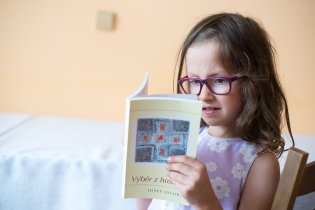 Verunka zvolila jako aperitiv výběr z hroznů