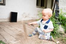 Viki si najde zábavu úplně všude