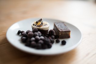 Chodit okolo Kavrány nezdá se býti pro náš rodinný rozpočet úplně bezpečné