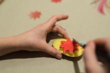 Výroba potištěných balicích papírů byla o něco méně idylická, než by se na první pohled zdálo