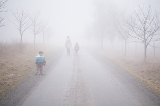 Mlha přede mnou, mlha za mnou