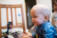 ... a představ si, babi, pak jsme se procházeli mlhou, když najednou....