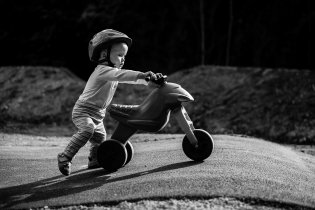 Vikoušek už řádí na pump tracku. Na motorku sice ještě nevysedne, to mu ale vůbec nevadí.