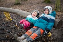 Houpat se je vždycky legrace, a když houpe děda z Prahy-Háje, tak obzvlášť