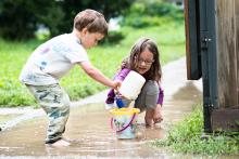 Napršela nám u hřiště nová atrakce