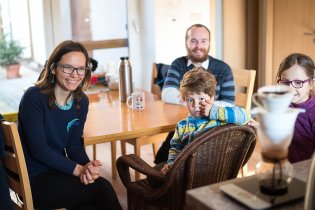 Sledujeme, jak se káva překapává