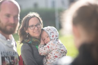 A po mši pokec s přáteli