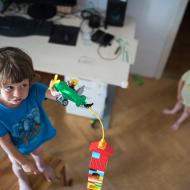 Na některé stavby z Dupla se hodí být o židli větší