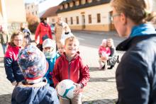 V dětské katechezi najde uplatnění i fotbalový míč