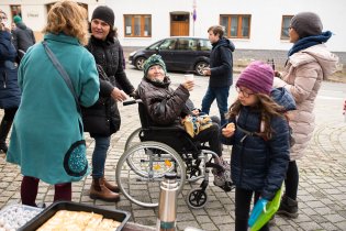 Farní kavárna před kostelem se vydařila