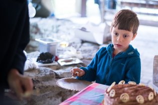 Ve frontě na kus dortu