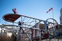 Hřiště s letadlem děti opravdu nadchlo