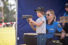 Příslušníci městské a státni policie se mají od sebe navzájem co učit