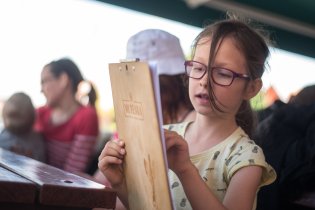 Dala bych si guláš a čtyři knedlíky!